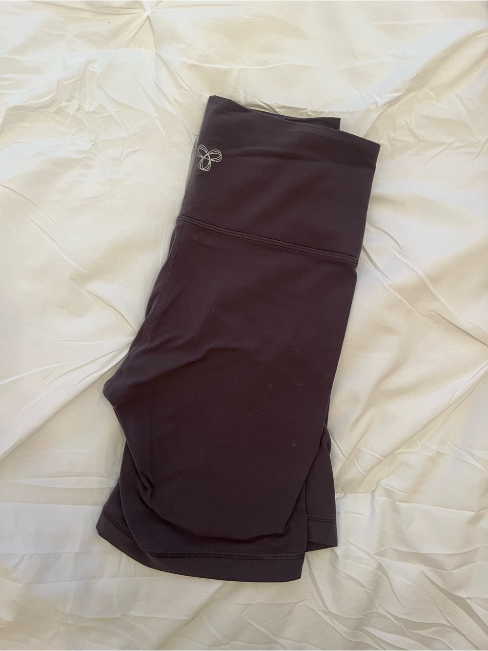 TNA Aritzia Dark Gray/Charcoal Biker Shorts - 7” size small.